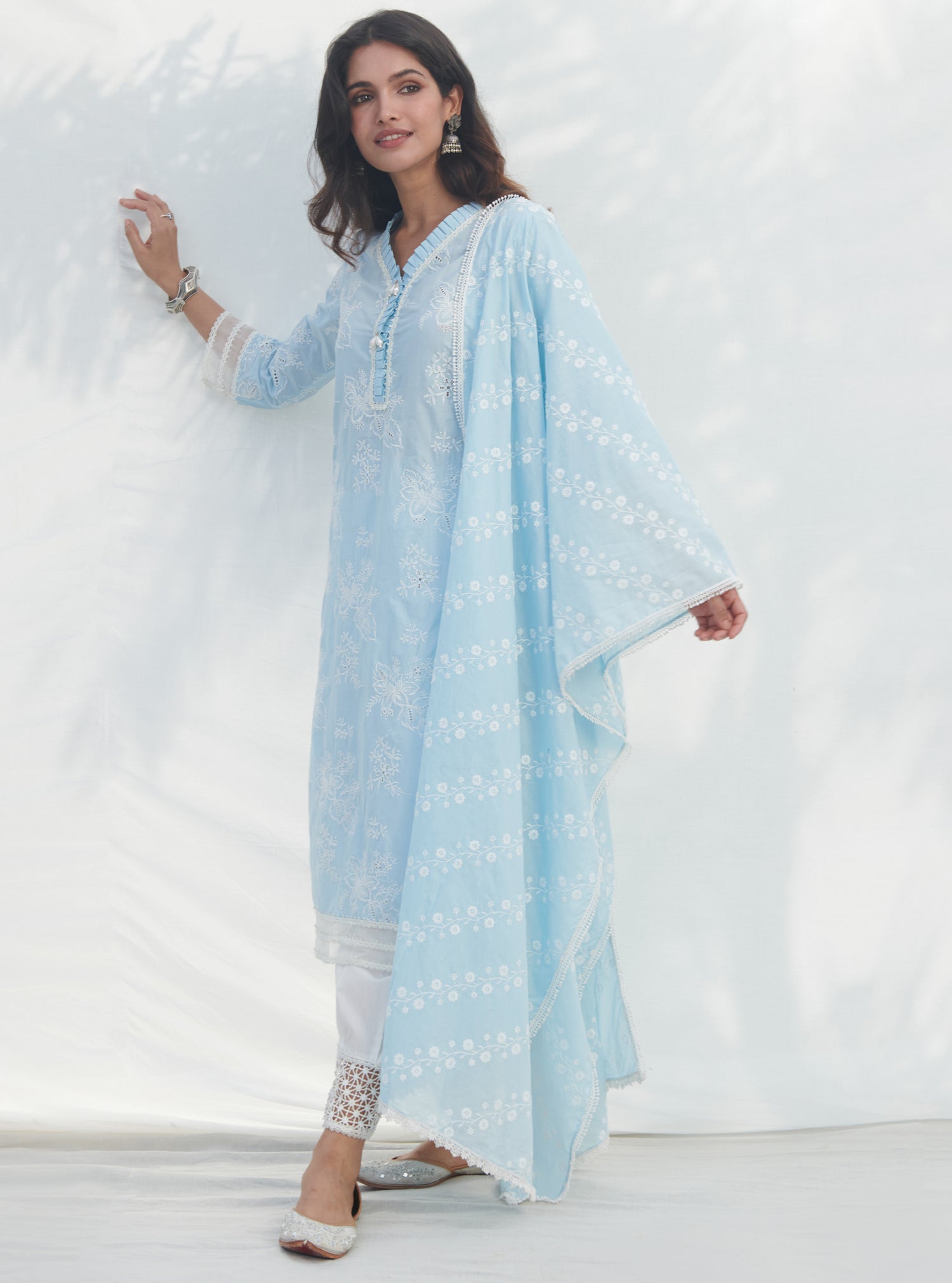 Mulmul Cotton Verlem Blue Kurta With Mulmul Cotton Chemical Lace White