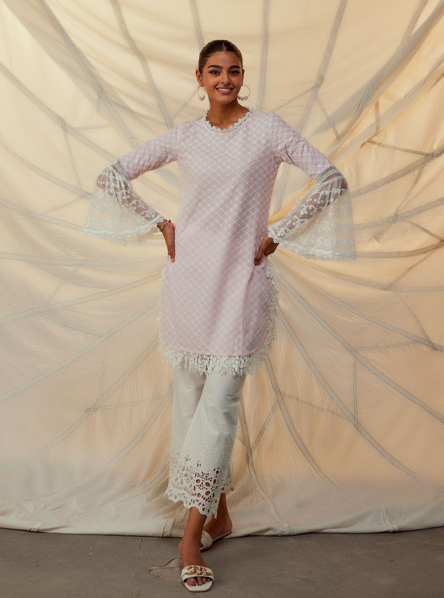 Mulmul Aspen Pink Kurta With Garara