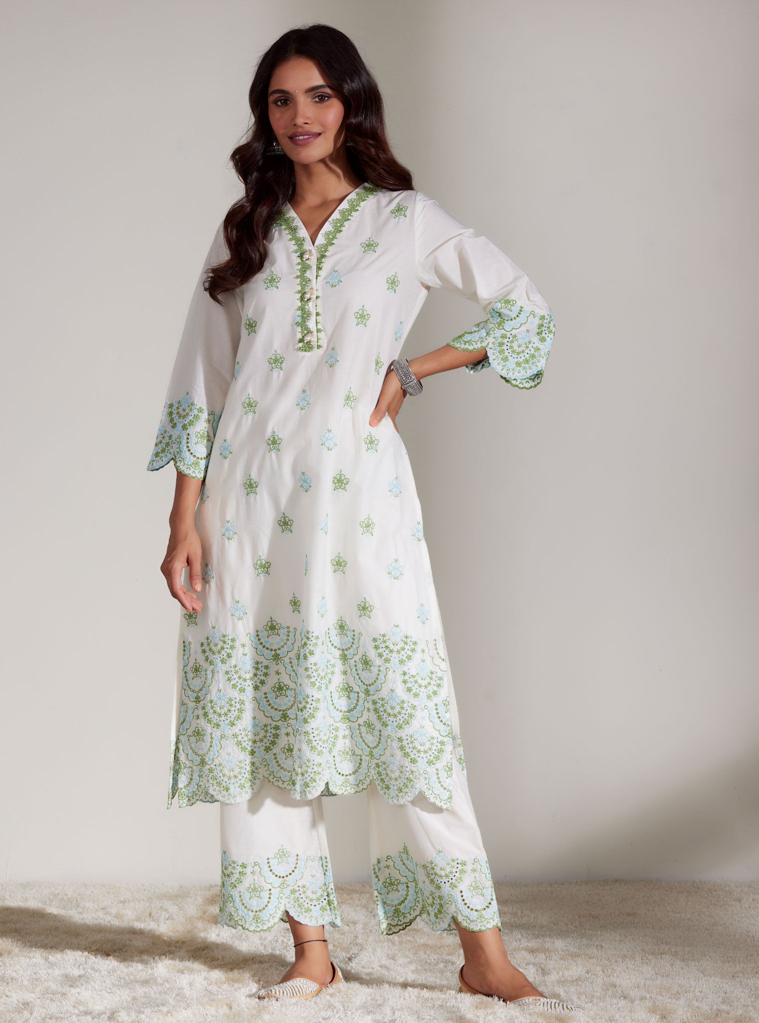 Mulmul Cotton Aviana White Kurta With Aviana White Pant