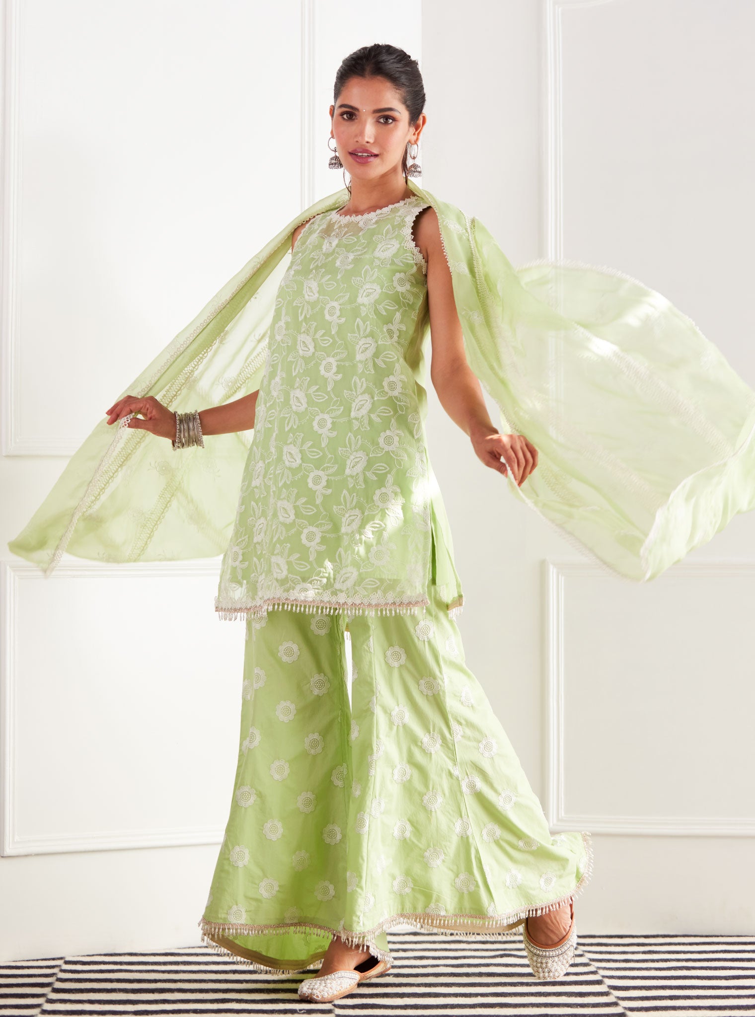 Mulmul Organza Orla Green Dupatta