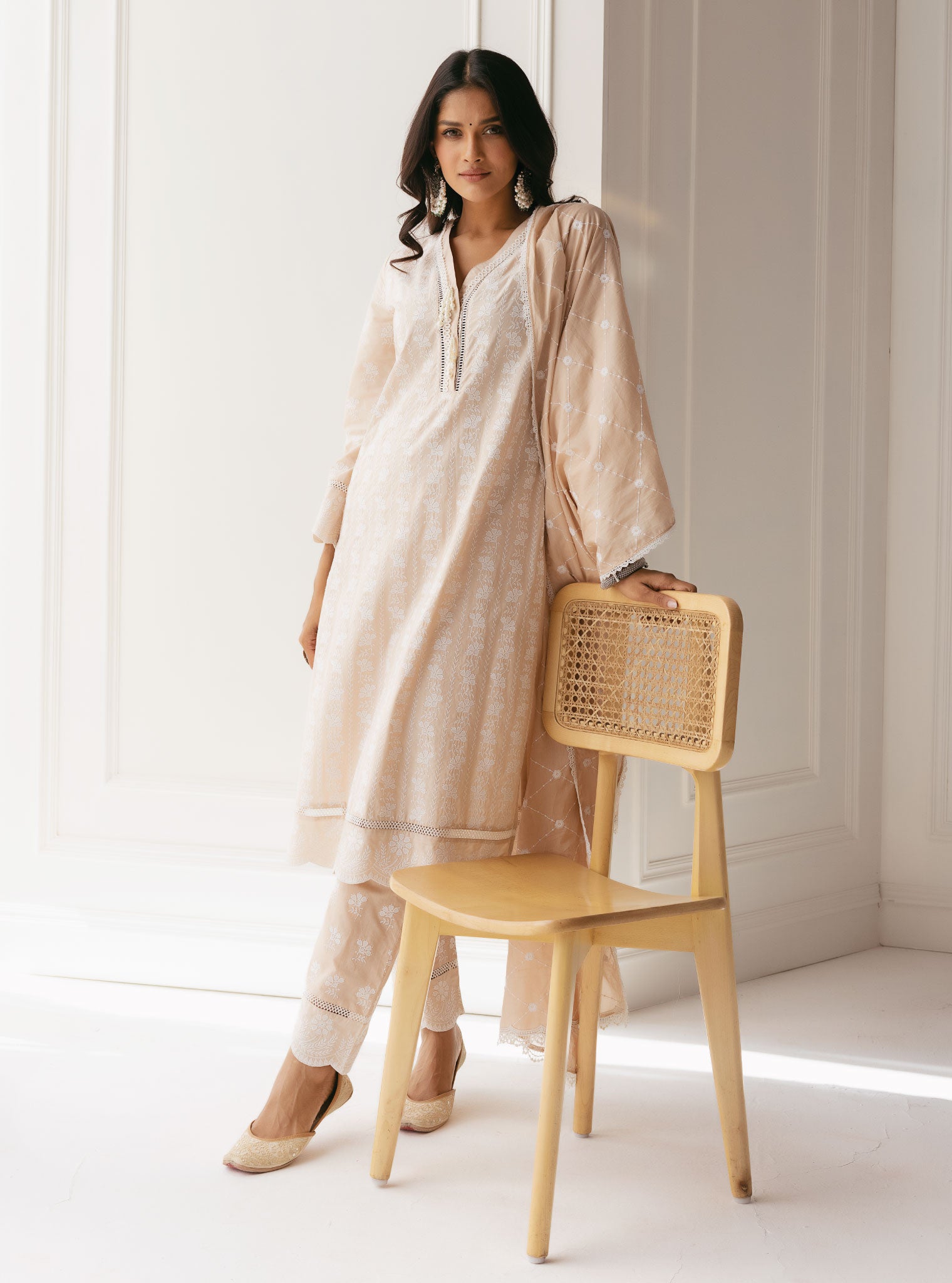 Mulmul Cotton Dharni Beige Kurta With Dharni Beige Pant