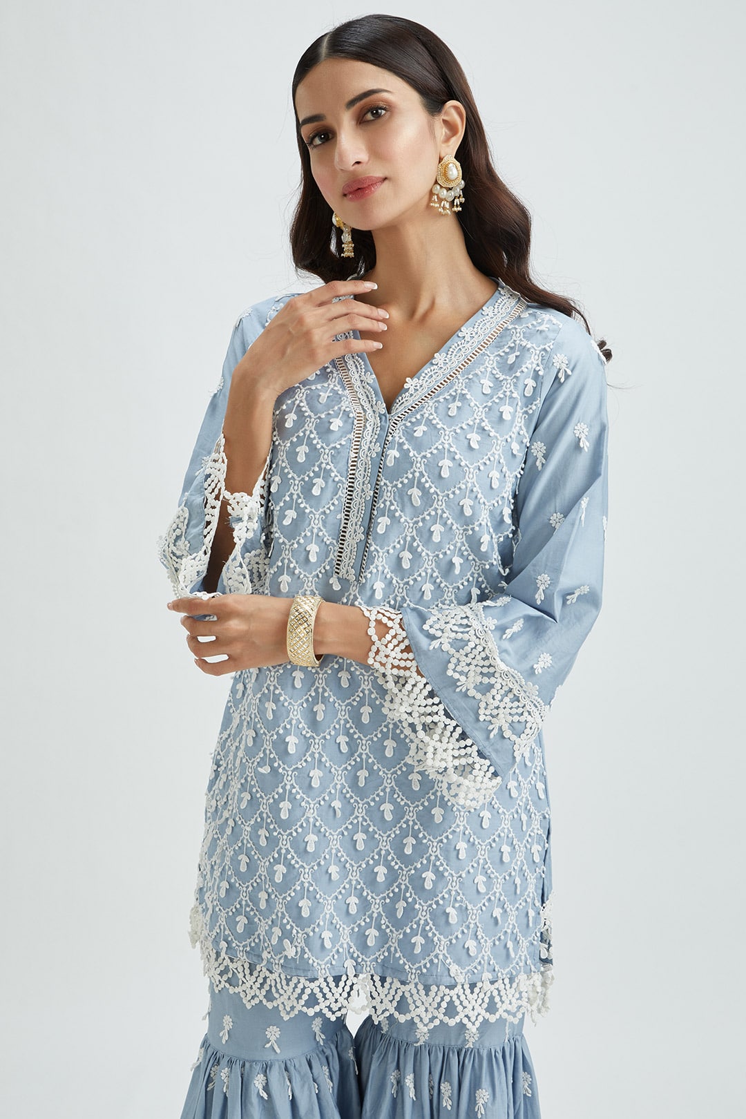 Mulmul Supima Satin Hayes Wedgewood Kurta With Hayes Wedgewood Pant