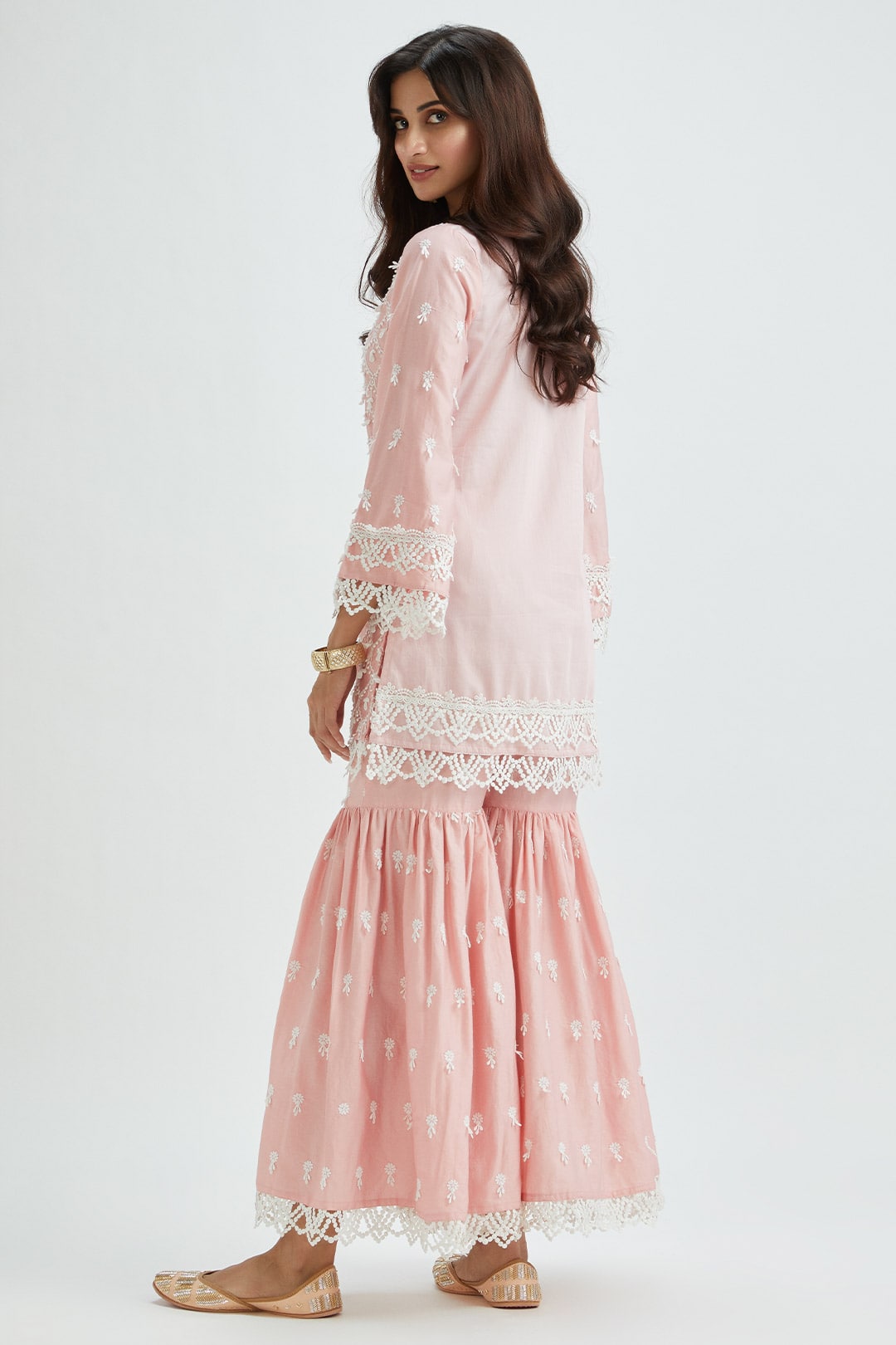 Mulmul Supima Satin Hayes Pink Kurta With Hayes Pink Pant