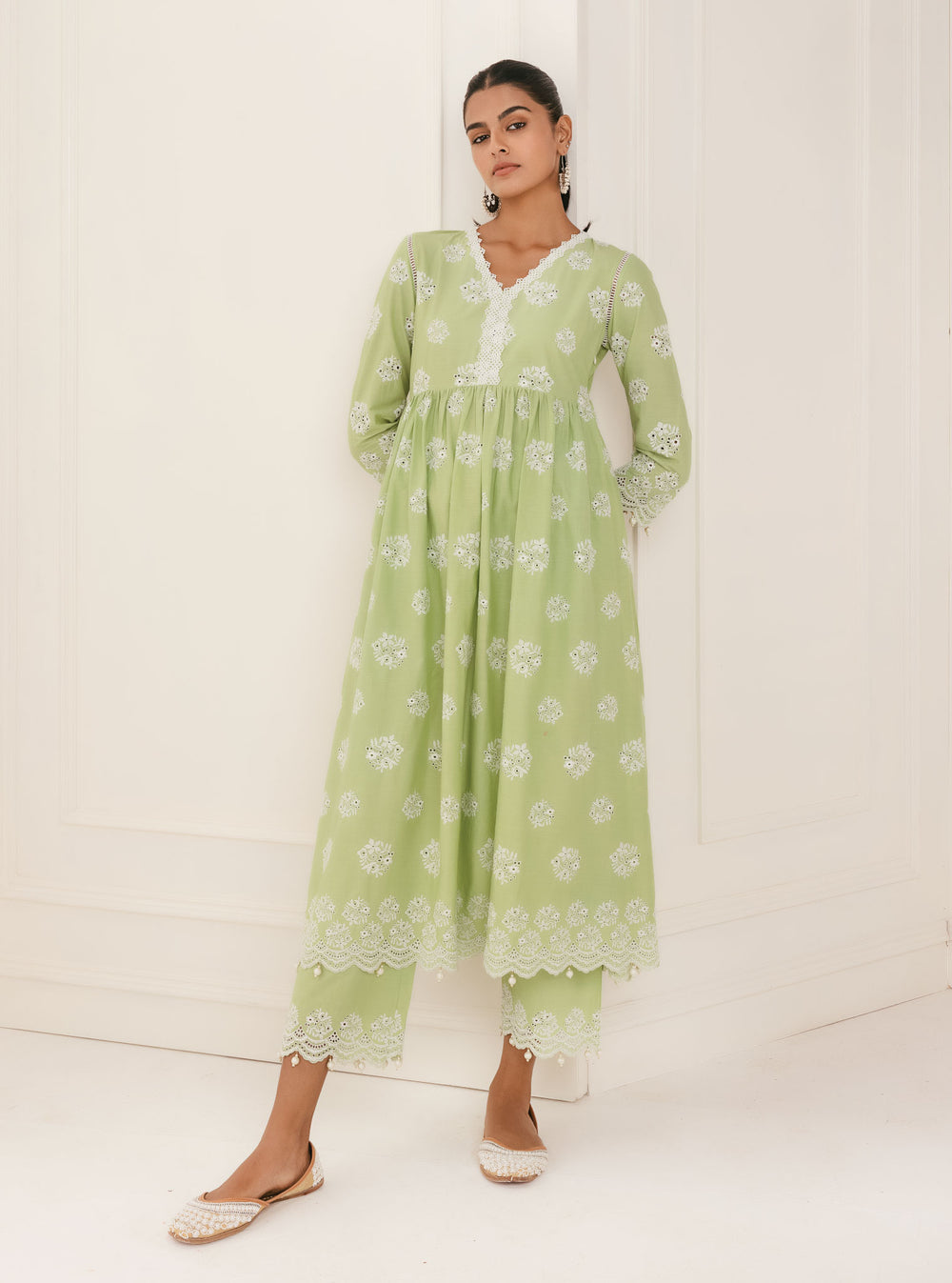 Mulmul Cotton Kalina Green Kurta With Mulmul Cotton Kalina Green Pant