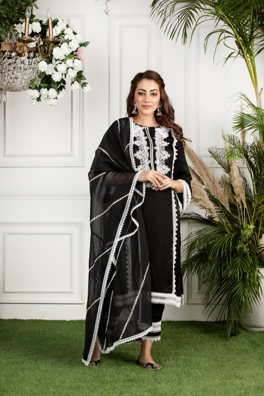 Mulmul Nigella Kurta With Nigella Pyajama