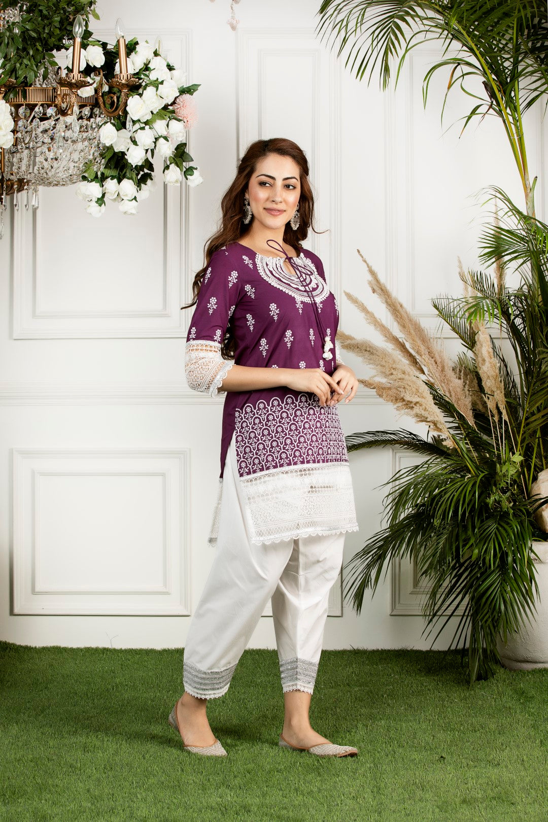 https://cdn.shopify.com/s/files/1/0088/4031/4931/files/Portia_Kurta-_Purple.mov?2840