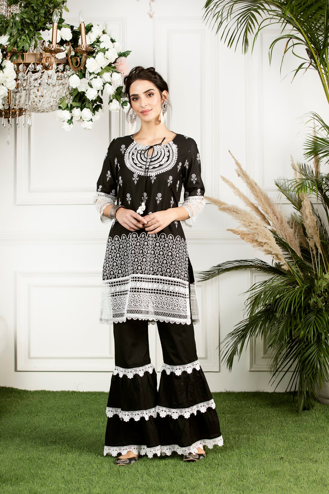 Mulmul Cotton Portia Kurta With Mulmul Lace Garara