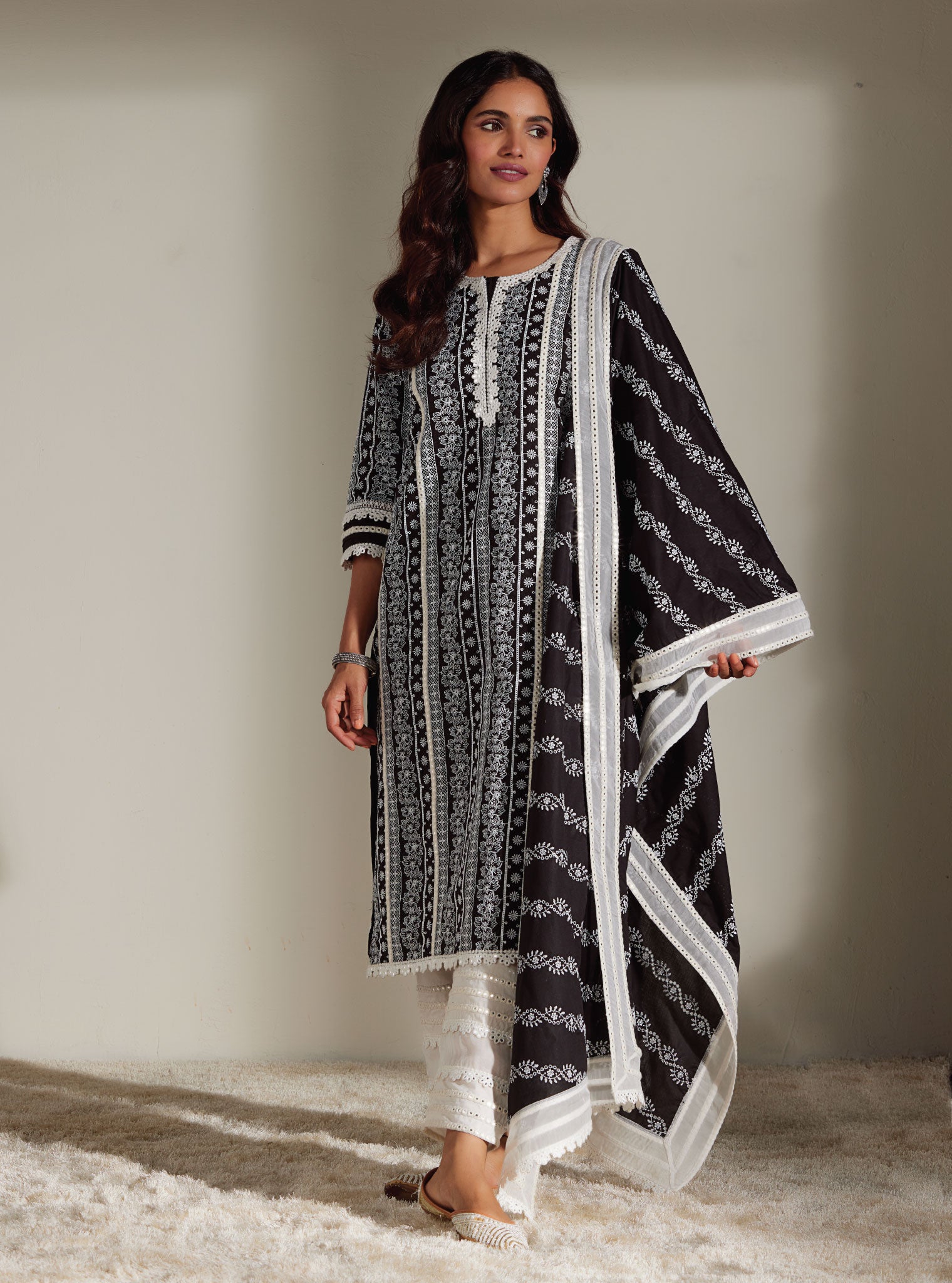 Mulmul Cotton Shiloh Black Dupatta