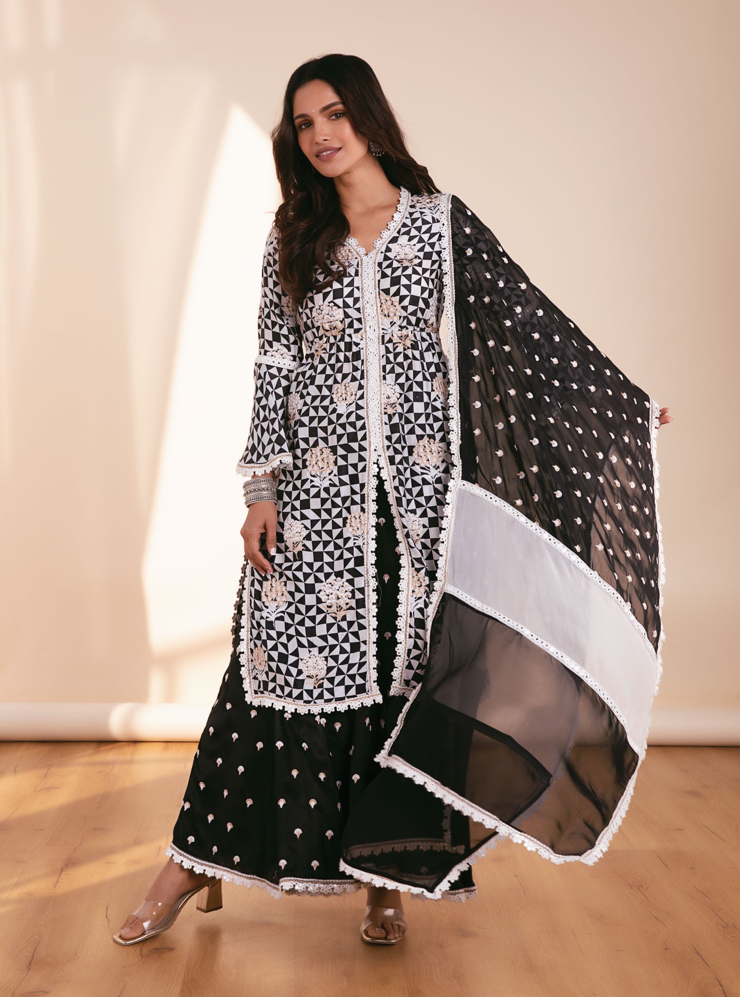 Mulmul Cupro Silk Zaya Black Kurta With Zaya Black Bell Mulmul Cupro Silk Zaya Black Kurta With Zaya Black Bell